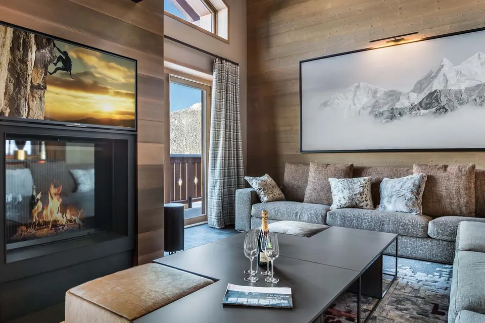 Chalet Elixir photograph 3