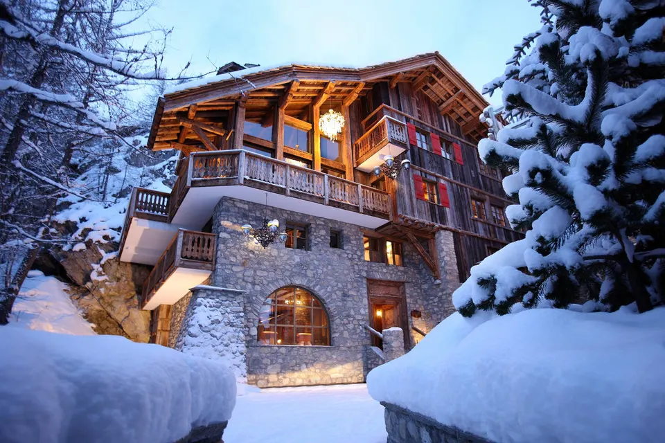 Chalet Le Rocher photograph 2