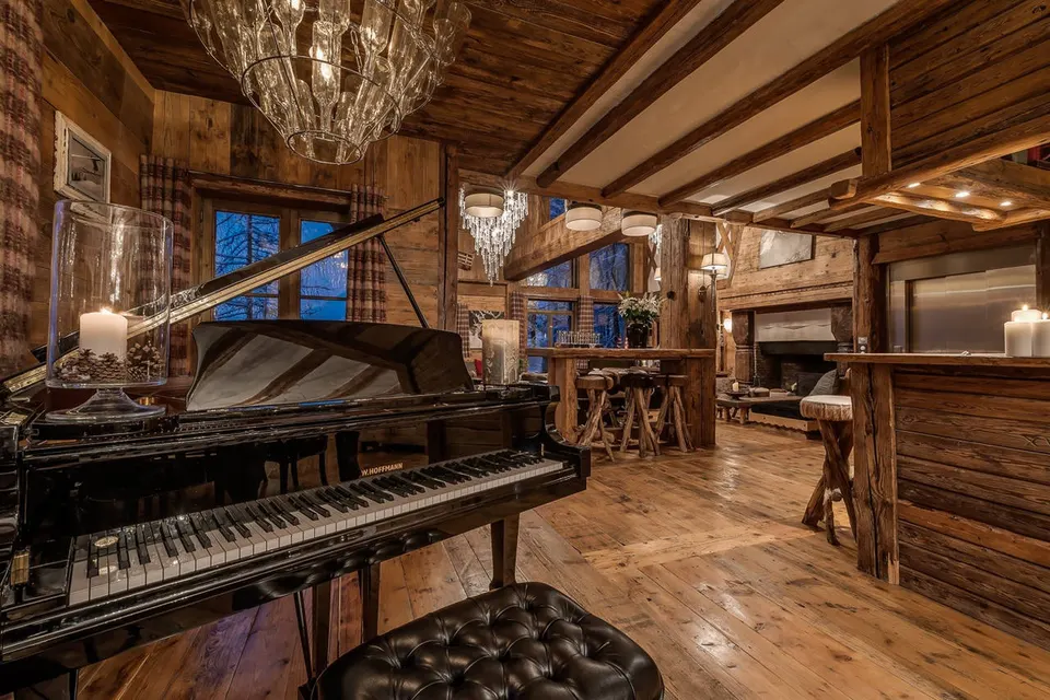 Chalet Le Rocher photograph 5