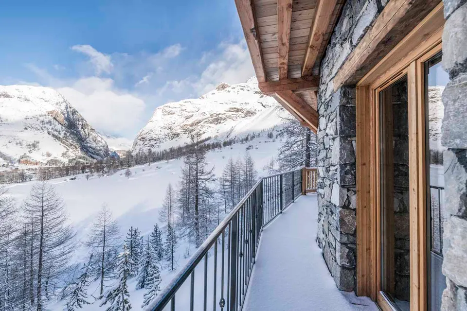 Chalet O Valala photograph 4