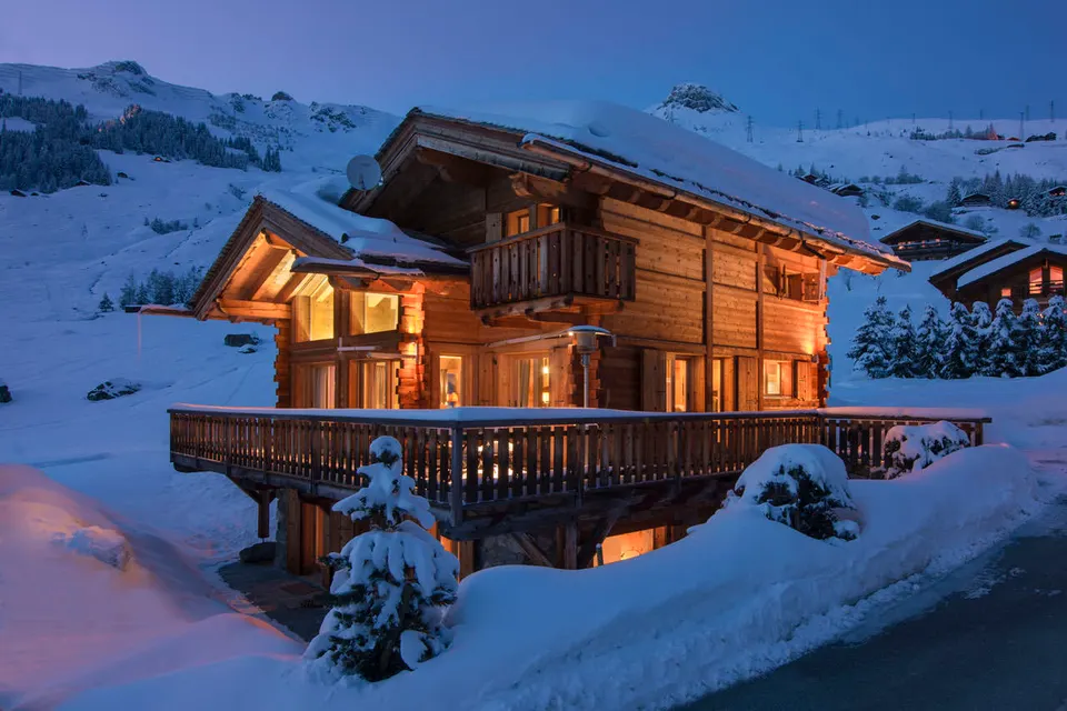 Chalet Pierre Avoi photograph 3