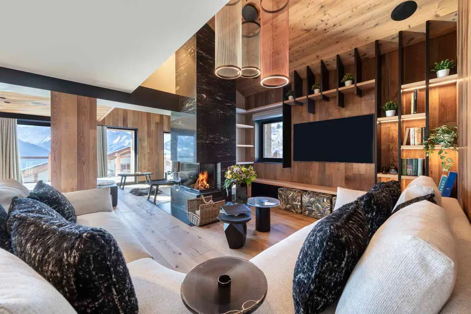 Chalet Kitsilano photograph 2