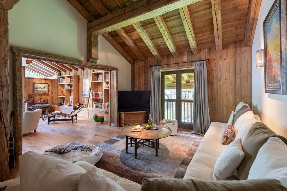 Chalet Lashca photograph 5