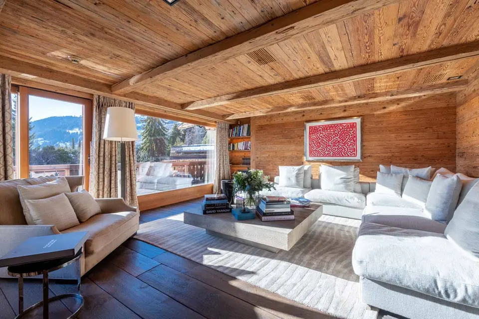 Chalet Makini photograph 2
